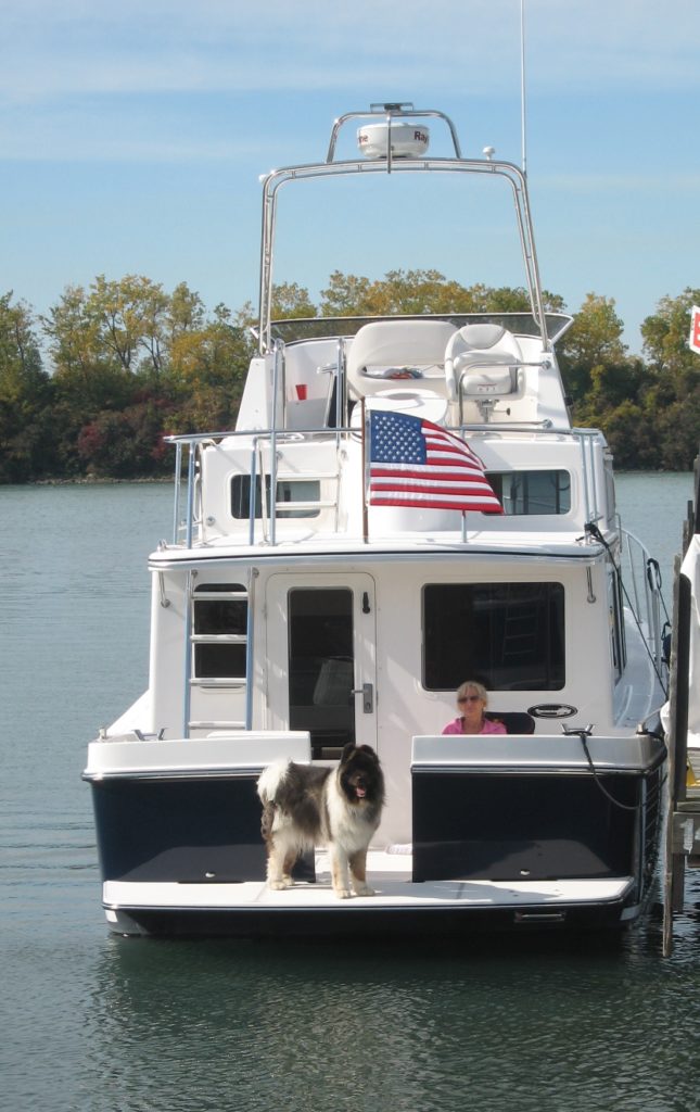 Boating Boblo Island